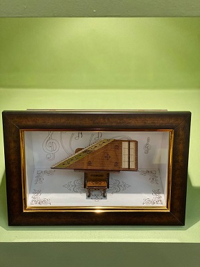 تابلو دکوری ساز قانون